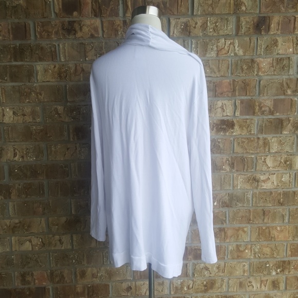 SOLD!!! CHICO'S White Wrap Cover - Size 3 Petite - Picture 2 of 5